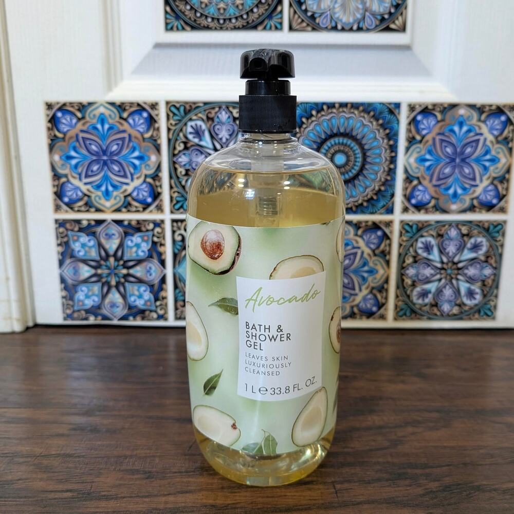 Avocado Bath and Shower Gel Bodywash - 33.8 fl oz / 1 L - New / Unused